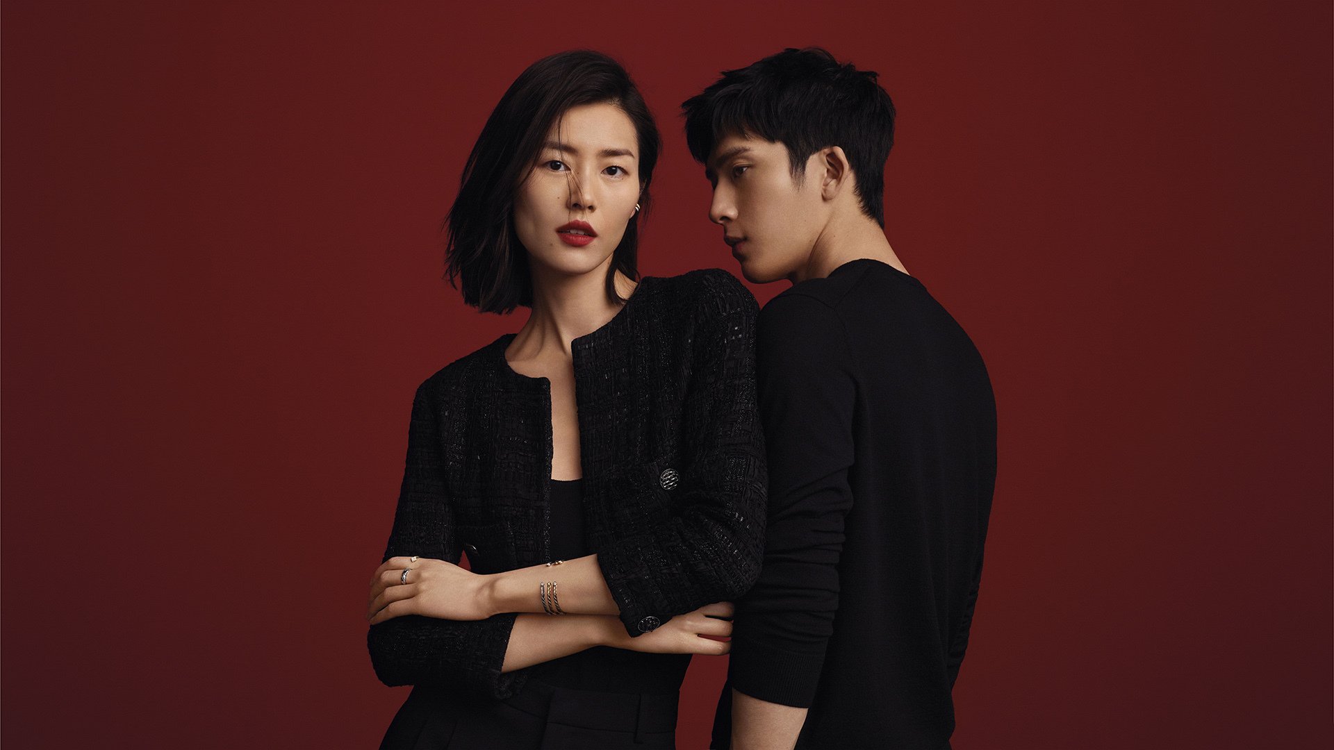 尤文图斯回归三中卫阵型保持防守稳定,尤文图斯中卫组合