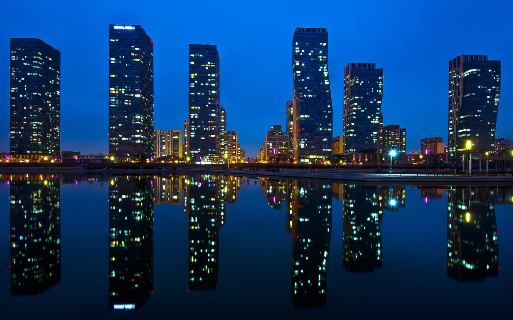 世界杯精彩瞬间合集:动容片段一网打尽!,世界杯最精彩的一场比赛视频