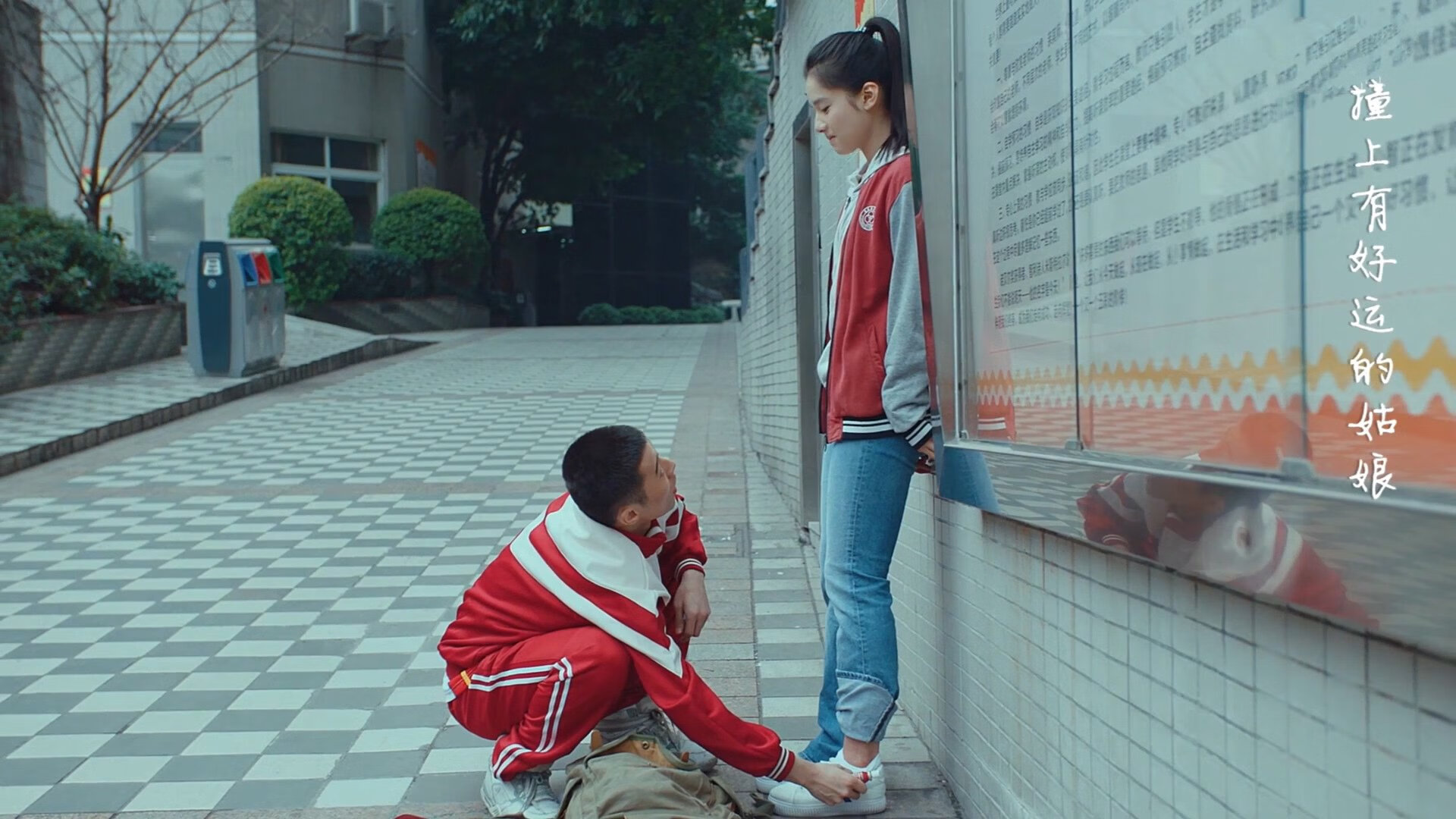 陈芋汐跳台赛场表现引发网友热议，陈芋汐赛后采访哭了视频