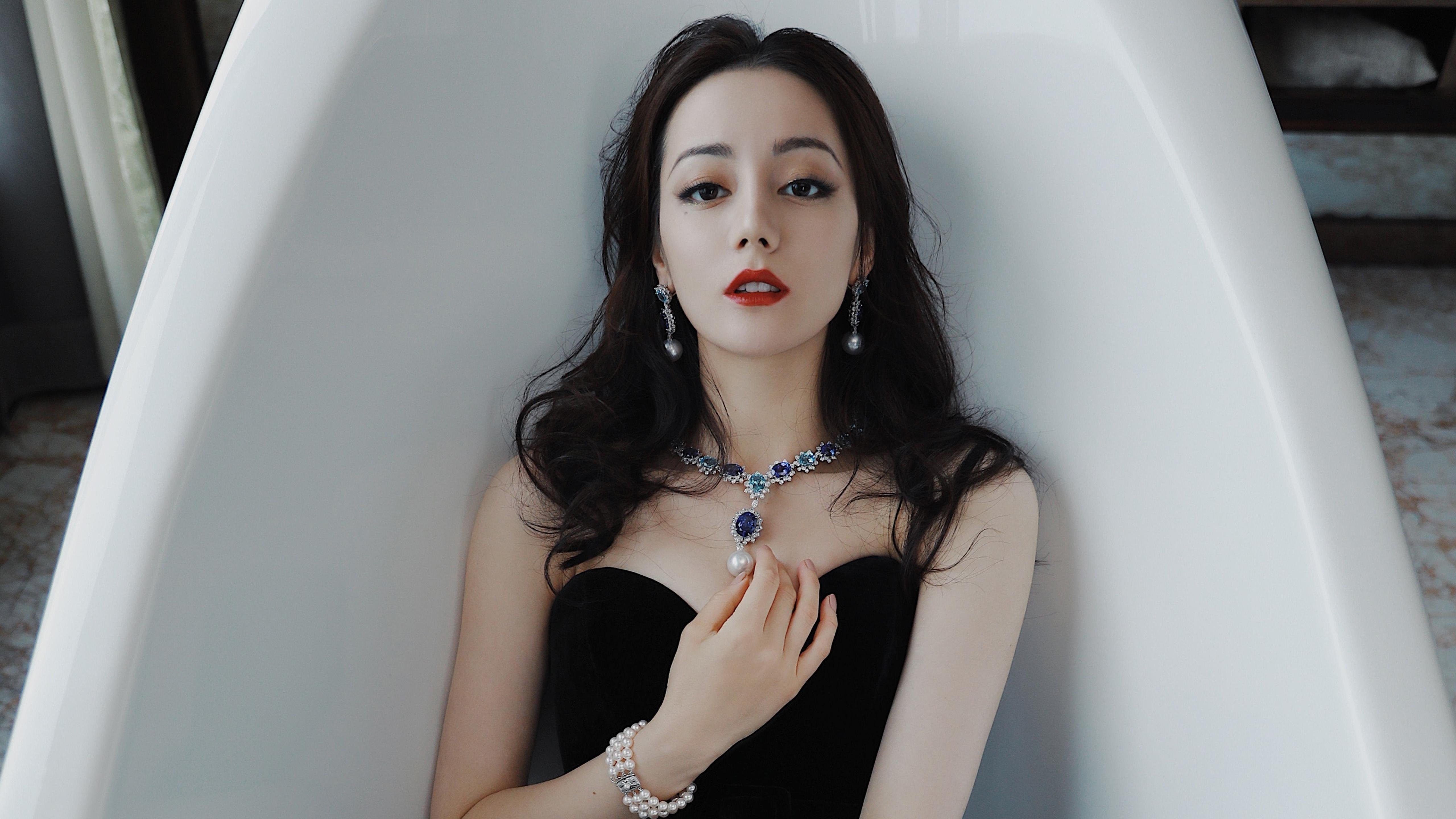 黎巴嫩男篮在西亚锦标赛中奋勇争先，期待奥运梦想成真，黎巴嫩男篮击败法国